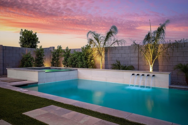 Pool & Hot Tub