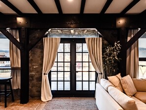 Entry door and main living space