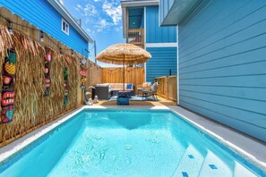 Dipping Pool