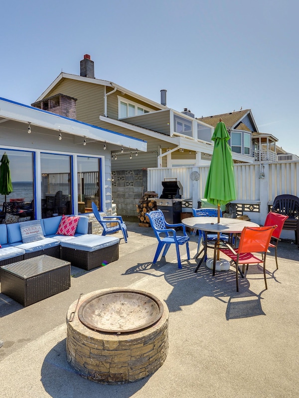 Home Exterior | Fire Pit | Grill