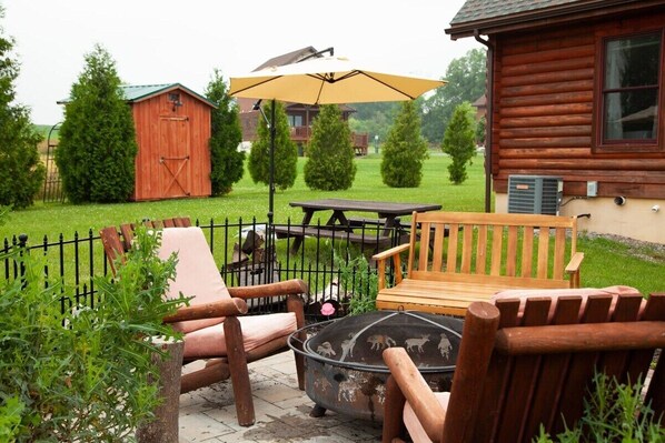 Outdoor Picnic Table
