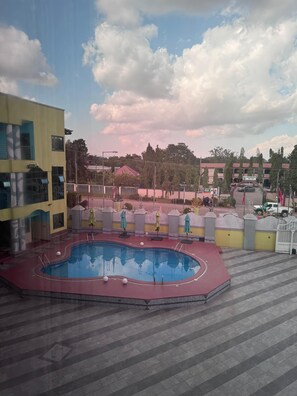 Alberca al aire libre