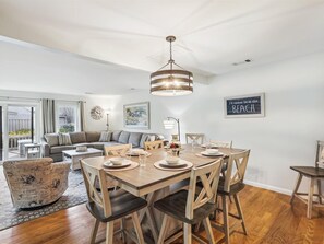 Dining Table with Seating for 6 at 604 Queens Grant