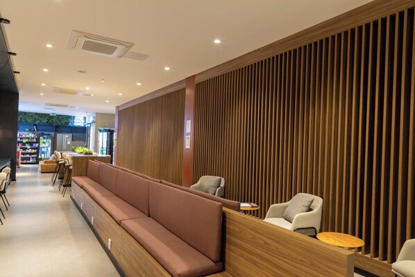 Lounge i lobbyen