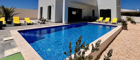 Villa Sonata Ingrina Sol Pool