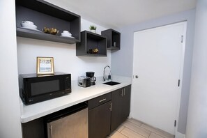 Kitchenette