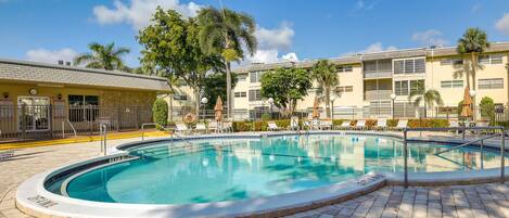 Lauderhill Vacation Rental | 1BR | 1BA | 678 Sq Ft | Step-Free Access