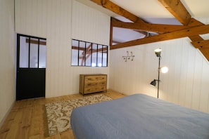 c769bed6-8996-419c-abfa-641db40d19ae