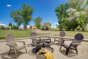 Fire Pit | Bouldering Nearby | Close to Arapeen ATV & OHV Trails