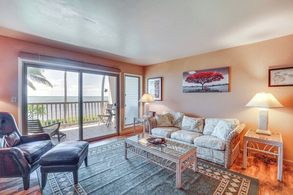 Kaunakakai Vacation Rental | 1BR | 1BA | Stairs Required | 694 Sq Ft