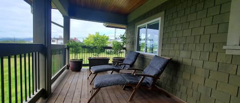 Covered Balcony