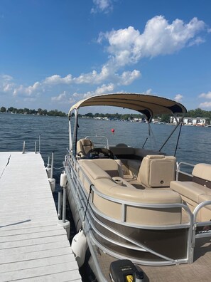 Tritoon boat rental gas life jackets tubes ropes  paddle boards and kayaks 