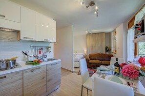 Kitchen and dining area