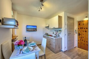Kitchen and dining area
