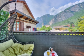 The balcony with mountain view