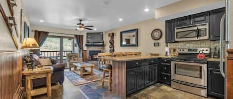 Enjoy incredible access to the ski runs of Park City Mountain Resort from this cozy family-friendly one-bedroom ski-in/ski-out condo.