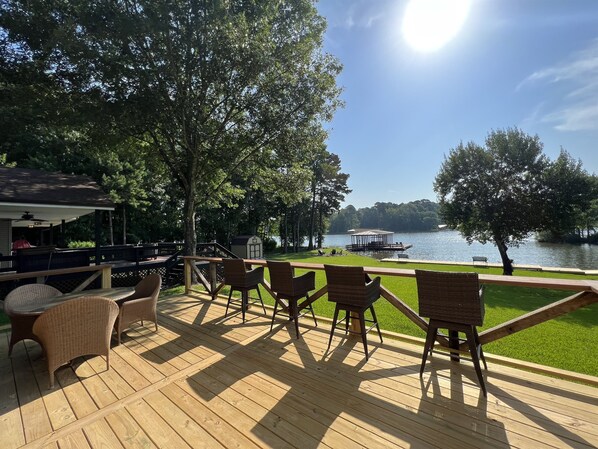 Outdoor Seating 