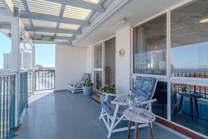 Enjoy seaviews
