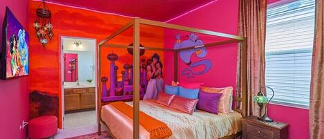 Aladdin Themed Bedroom with Ensuite Bathroom