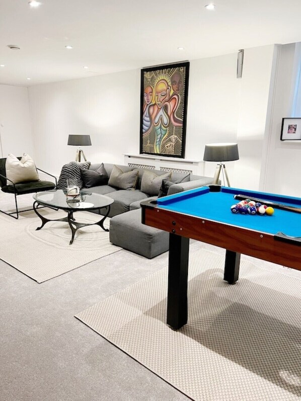 Game room