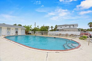 Shared pool open all year round