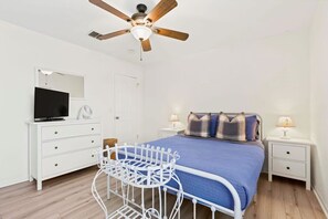 Bedroom 2 - Queen bed, ceiling fan and TV