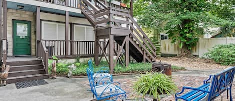 Technically the patio area is a shared with the upstairs neighbors, although they never seem to hang out there, you'll see them pass through. They're very chill and nice.