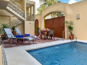 Welcome to Casa Catalina!  Enjoy the shared pool area