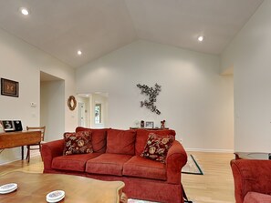 Butterfly Retreat Main Level Living Room