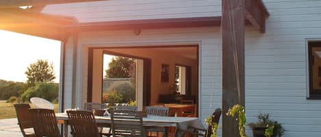 Terrasse et façade sud
