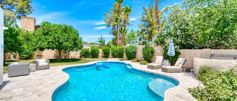 Your Scottsdale Oasis!