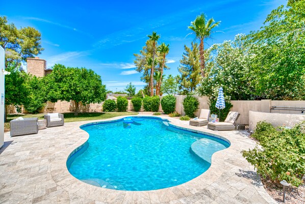 Your Scottsdale Oasis!