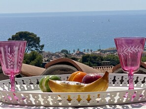 Breathtaking Rooftop Views 
French Riviera
Provence
South of France
