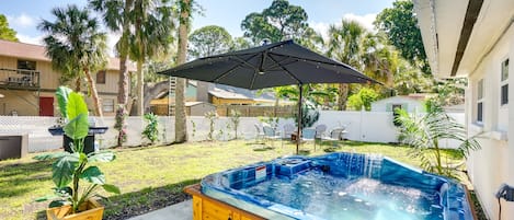 Port Richey Vacation Rental | 3BR | 2BA | 1 Step Required | 1,190 Sq Ft