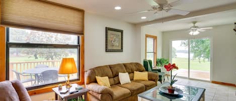 Emory Vacation Rental | 4BR | 2BA | 2,100 Sq Ft | 2 Steps to Access