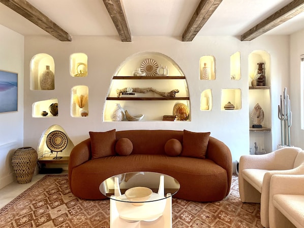 Enjoy this incredibly designed living room!
