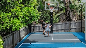 Sport court