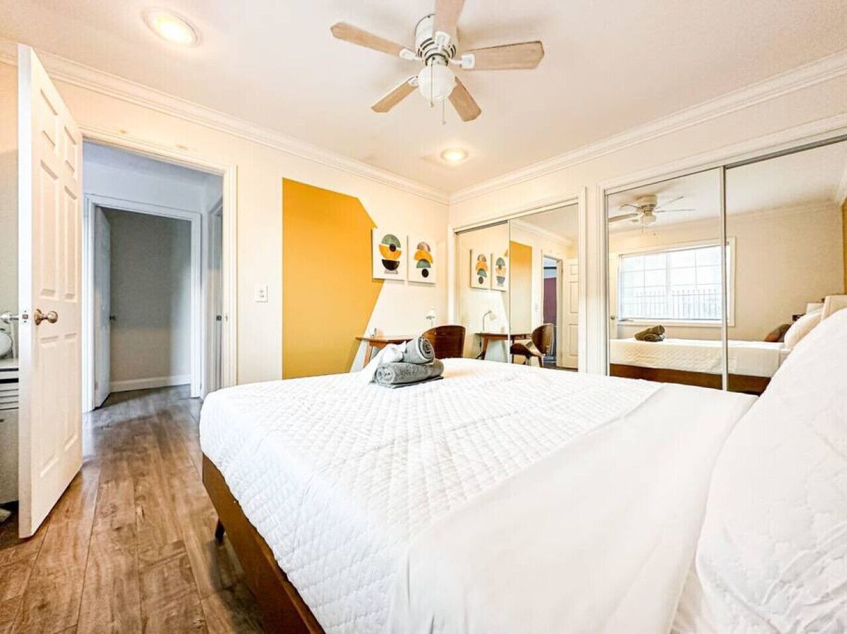 Delightful LA Haven, 4 Bedrooms – Rog-UC