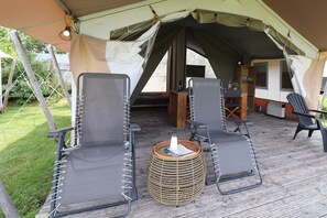 Terrasse / Balkon