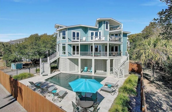 Second Star, 12 54th Avenue