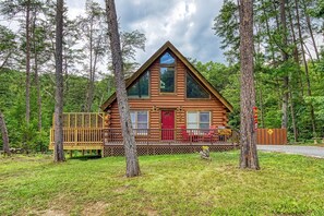 Pigeon Forge Log Cabin "Honey Dreams"