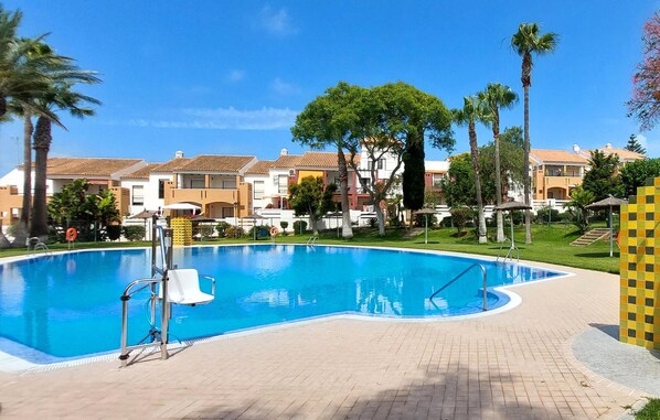pool
