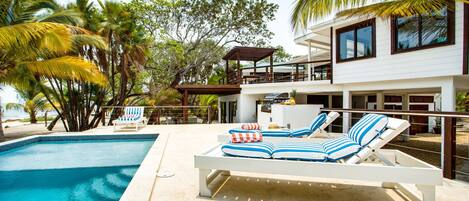 Beachside Infinity Pool