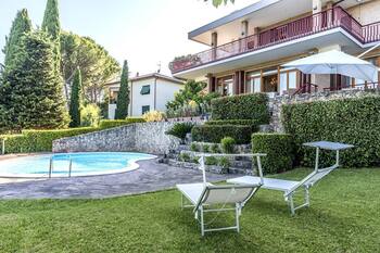 MIA HOUSE GARDEN - Macerata, portion of a villa with swimming pool