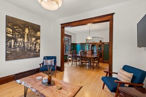 This is a great gathering space for all the guest!