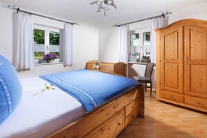 Fewo 1 Abtsee, 100 am bis 4 Pers., 2 Schlafzimmer, Wohnküche, Terrasse-Schlafzimmer