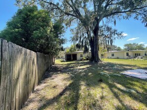 view of the back of the house