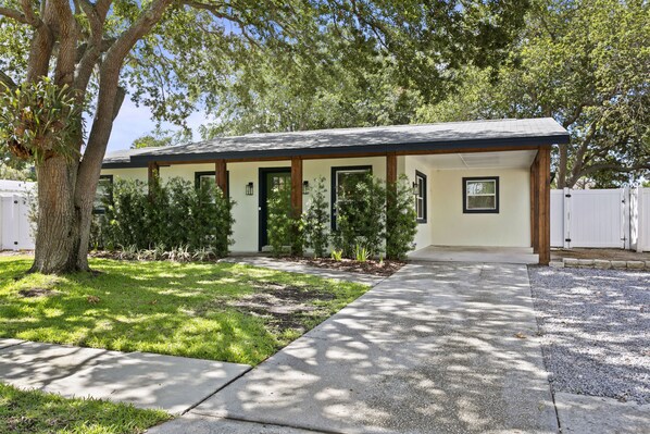 Newly Updated Ranch in Very Quiet Neighborhood