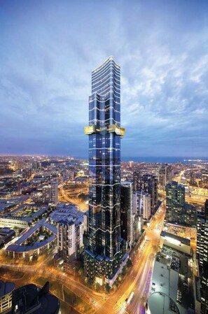 Australia 108 night