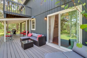 Private Deck | Gas Grill